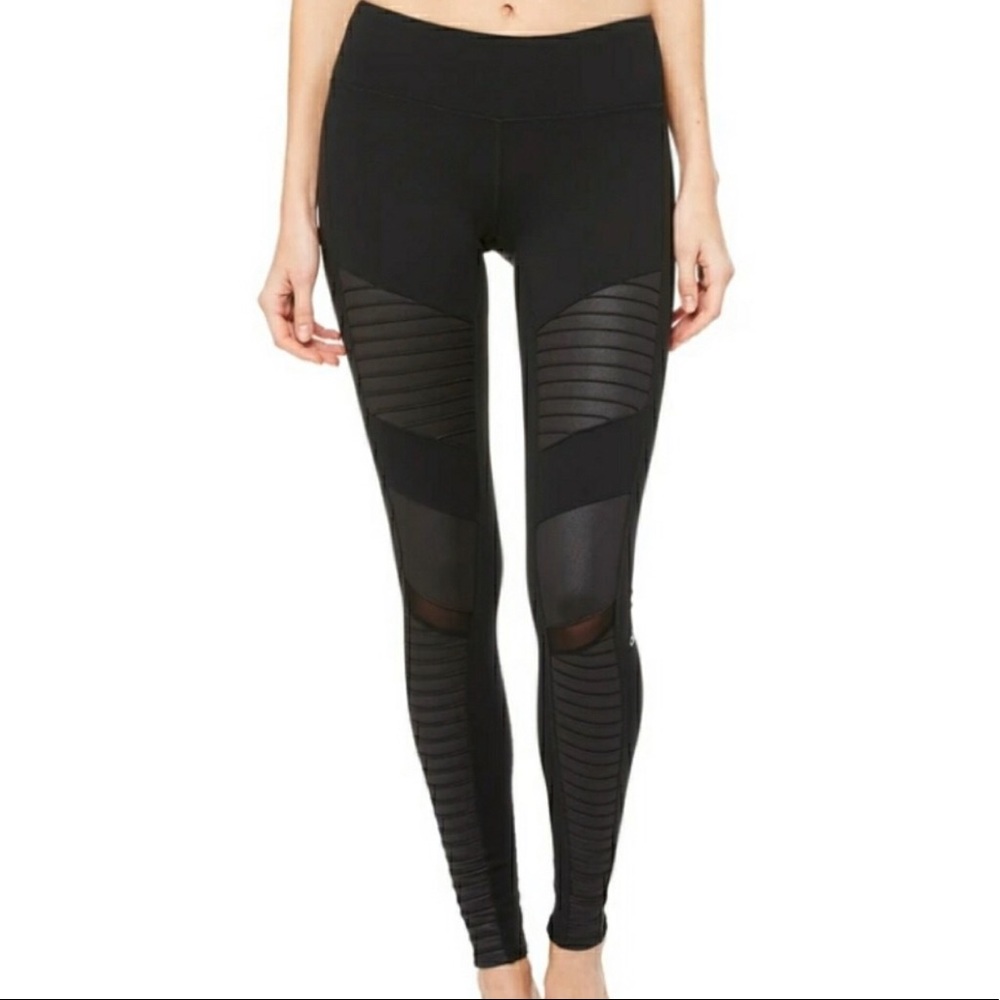 MAKE AN OFFER! :) Alo leggings